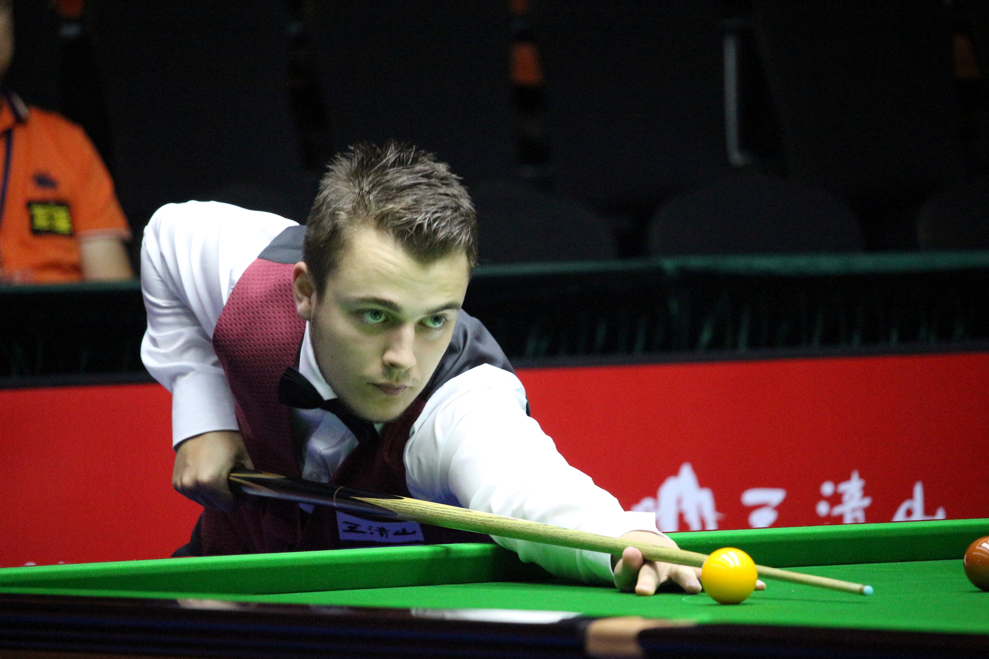 在布朗膝盖 在布朗膝盖