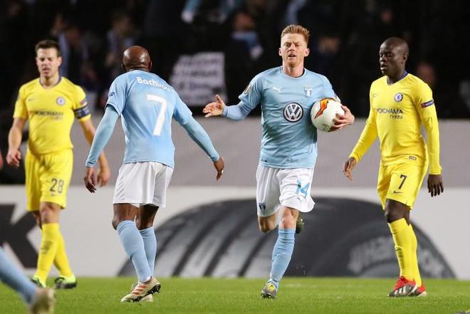 毫不犹豫地 毫不犹豫地