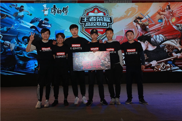 的本土球员 的本土球员