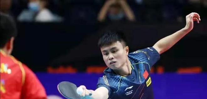 被迫看团 被迫看团